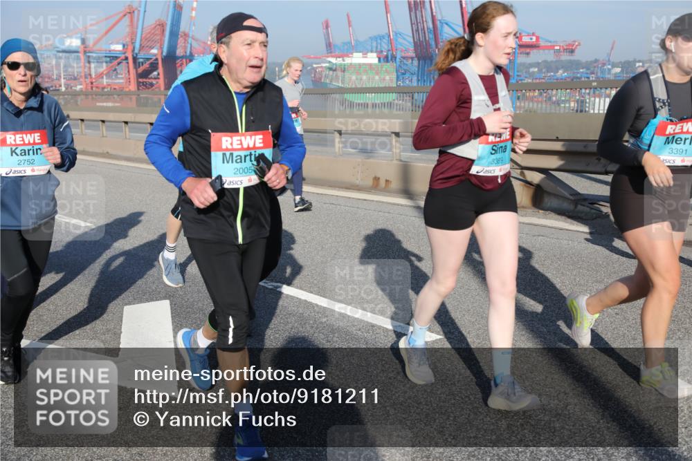 03.10.2025 - Köhlbrandbrückenlauf Yannick Fuchs http://msf.ph/oto/9181211 03.10.2025 08:56:25 Position 2 2752, 2005, 8389, 3391 meine-sportfotos.de