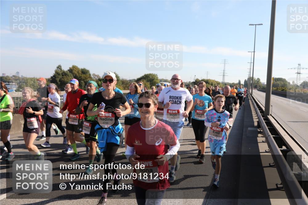 03.10.2025 - Köhlbrandbrückenlauf Yannick Fuchs http://msf.ph/oto/9181234 03.10.2025 11:22:44 Position 3 4746, 4875, 5949, 4745 meine-sportfotos.de