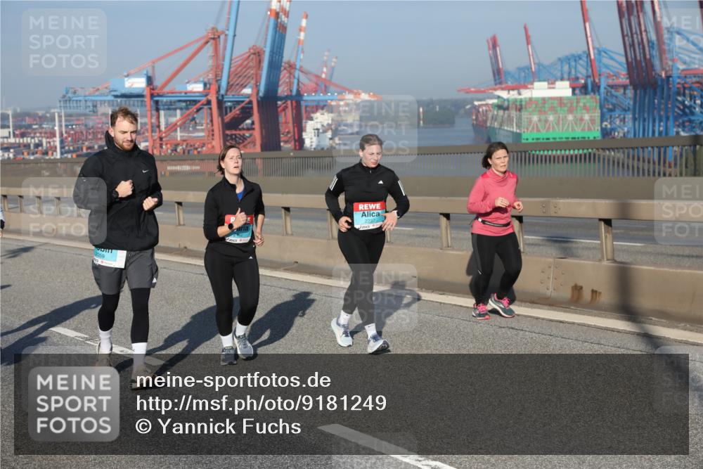 03.10.2025 - Köhlbrandbrückenlauf Yannick Fuchs http://msf.ph/oto/9181249 03.10.2025 08:56:30 Position 2 2059, 2237 meine-sportfotos.de