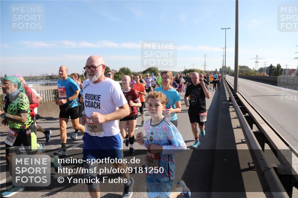 03.10.2025 - Köhlbrandbrückenlauf Yannick Fuchs http://msf.ph/oto/9181250 03.10.2025 11:22:45 Position 3 608, 4875, 45 meine-sportfotos.de