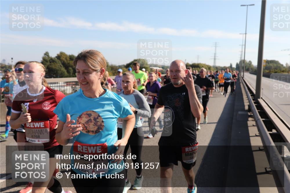 03.10.2025 - Köhlbrandbrückenlauf Yannick Fuchs http://msf.ph/oto/9181257 03.10.2025 11:22:45 Position 3 6768, 6296, 543 meine-sportfotos.de