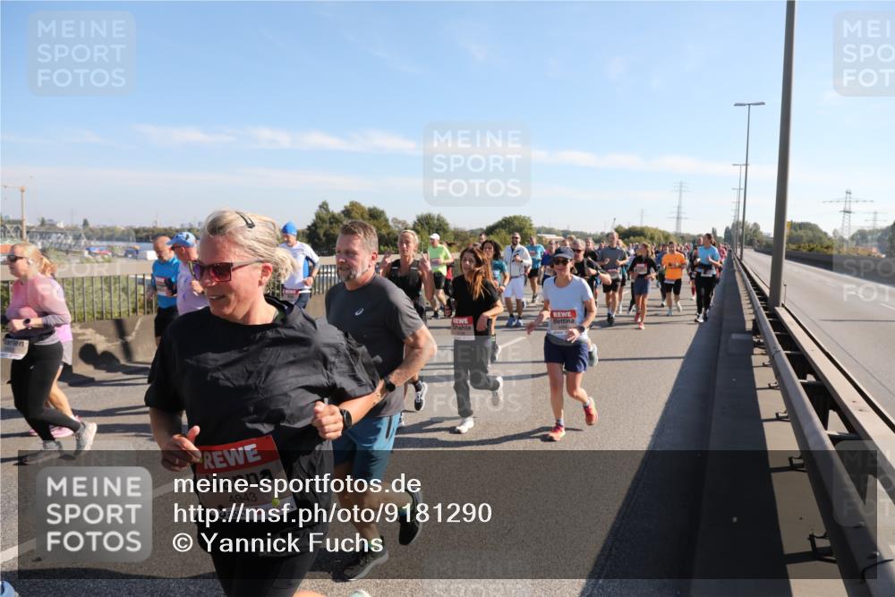 03.10.2025 - Köhlbrandbrückenlauf Yannick Fuchs http://msf.ph/oto/9181290 03.10.2025 11:22:48 Position 3 4943 meine-sportfotos.de