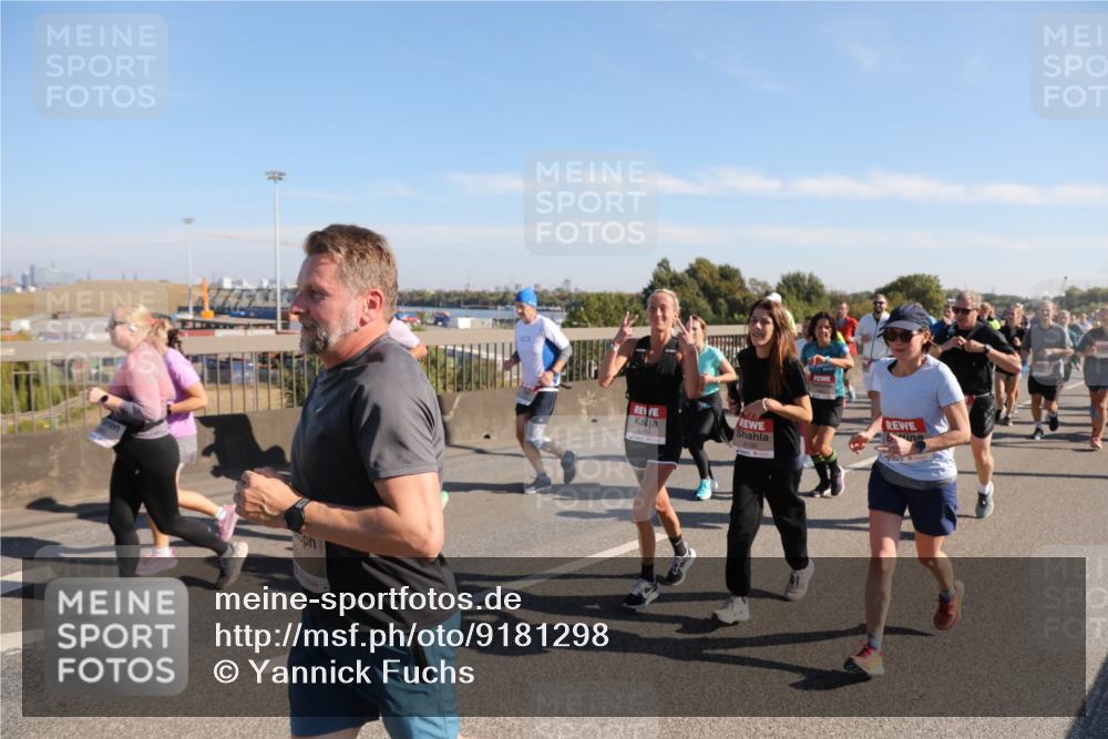 03.10.2025 - Köhlbrandbrückenlauf Yannick Fuchs http://msf.ph/oto/9181298 03.10.2025 11:22:49 Position 3  meine-sportfotos.de