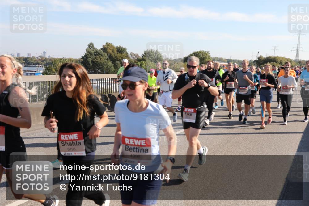 03.10.2025 - Köhlbrandbrückenlauf Yannick Fuchs http://msf.ph/oto/9181304 03.10.2025 11:22:49 Position 3 6198, 4996, 6005 meine-sportfotos.de