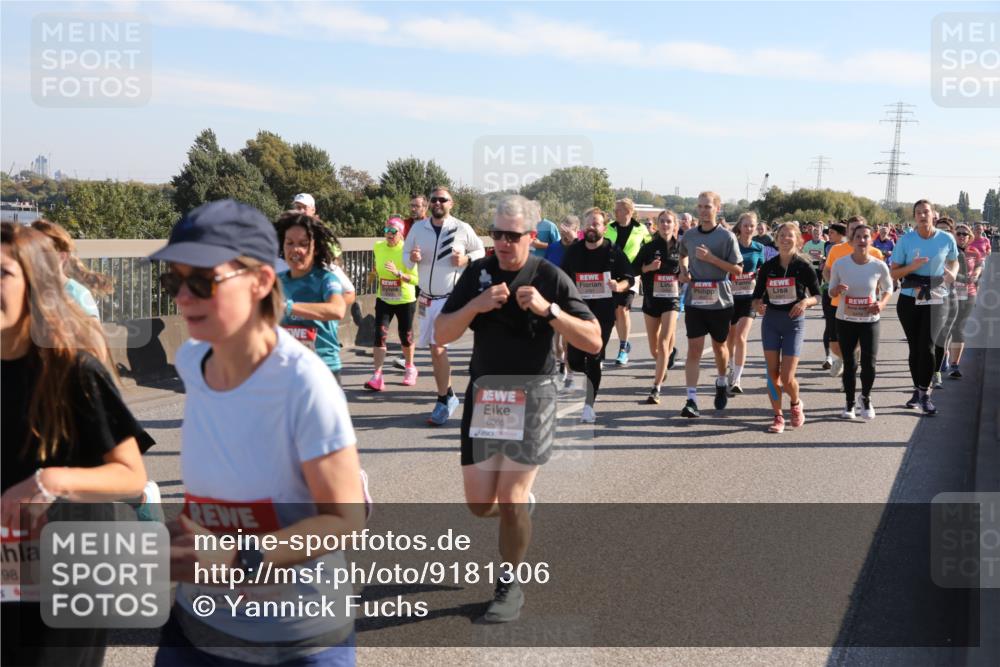 03.10.2025 - Köhlbrandbrückenlauf Yannick Fuchs http://msf.ph/oto/9181306 03.10.2025 11:22:49 Position 3 98, 4767, 6005 meine-sportfotos.de