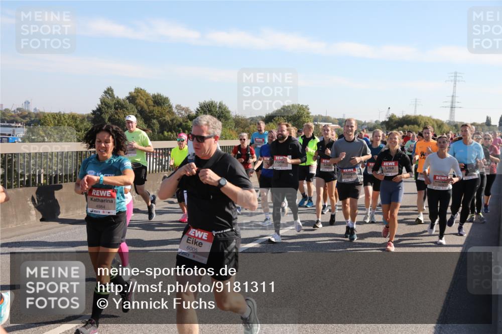 03.10.2025 - Köhlbrandbrückenlauf Yannick Fuchs http://msf.ph/oto/9181311 03.10.2025 11:22:49 Position 3 4984, 6005 meine-sportfotos.de