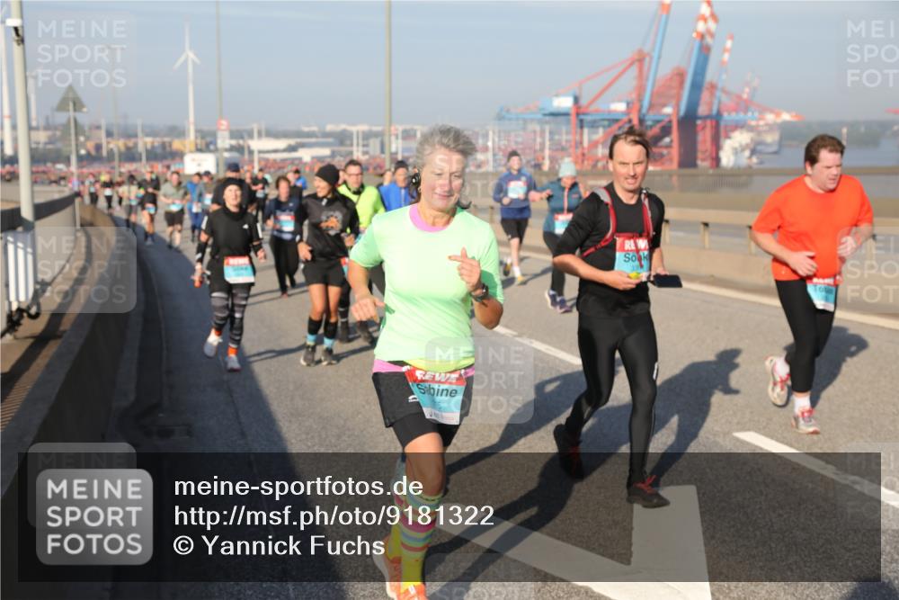 03.10.2025 - Köhlbrandbrückenlauf Yannick Fuchs http://msf.ph/oto/9181322 03.10.2025 08:56:40 Position 2  meine-sportfotos.de