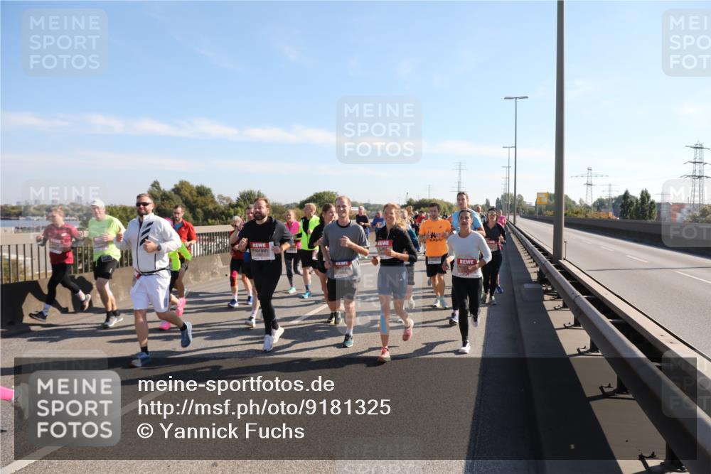 03.10.2025 - Köhlbrandbrückenlauf Yannick Fuchs http://msf.ph/oto/9181325 03.10.2025 11:22:50 Position 3  meine-sportfotos.de