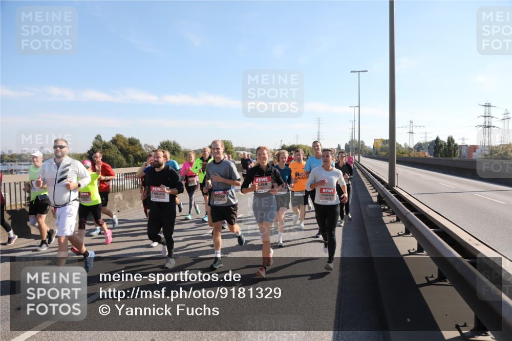 03.10.2025 - Köhlbrandbrückenlauf Yannick Fuchs http://msf.ph/oto/9181329 03.10.2025 11:22:51 Position 3  meine-sportfotos.de