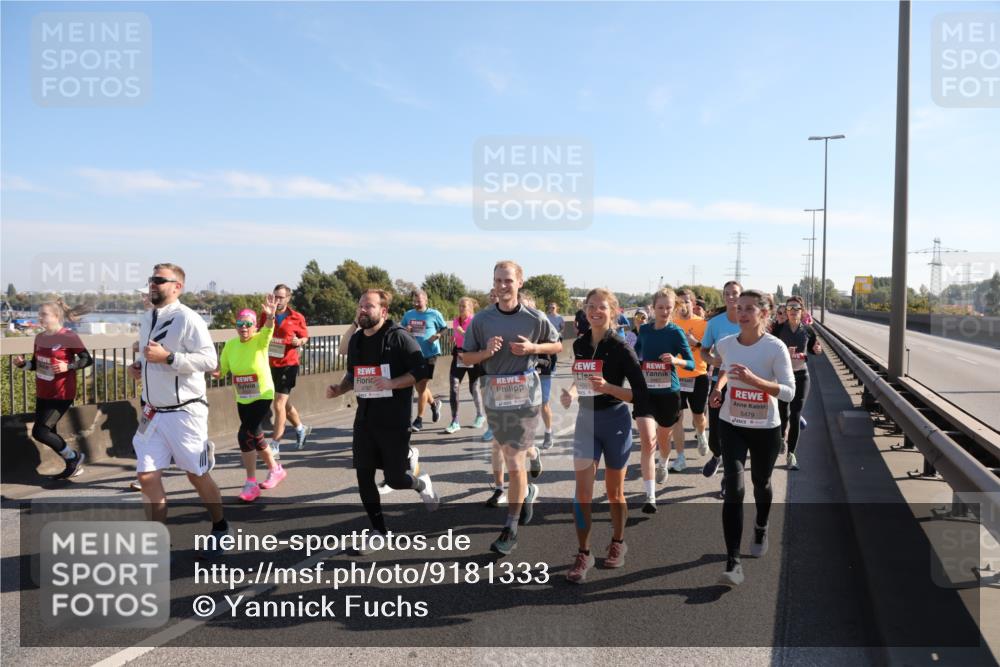 03.10.2025 - Köhlbrandbrückenlauf Yannick Fuchs http://msf.ph/oto/9181333 03.10.2025 11:22:51 Position 3 4767, 4661, 5479 meine-sportfotos.de