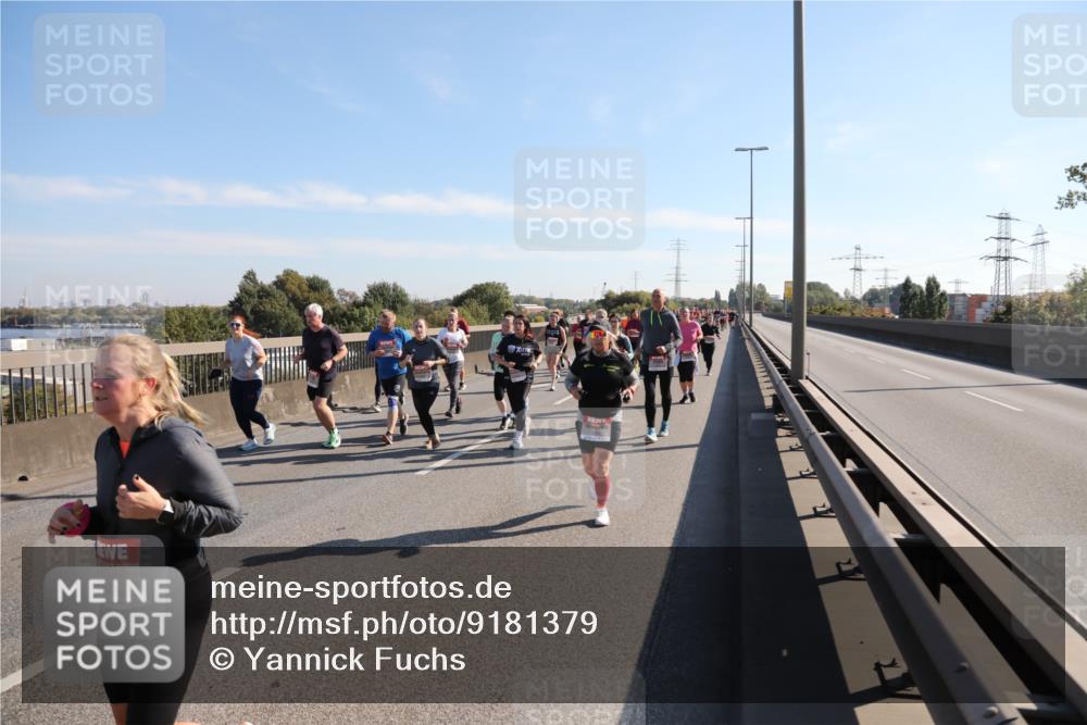 03.10.2025 - Köhlbrandbrückenlauf Yannick Fuchs http://msf.ph/oto/9181379 03.10.2025 11:22:55 Position 3 5200 meine-sportfotos.de