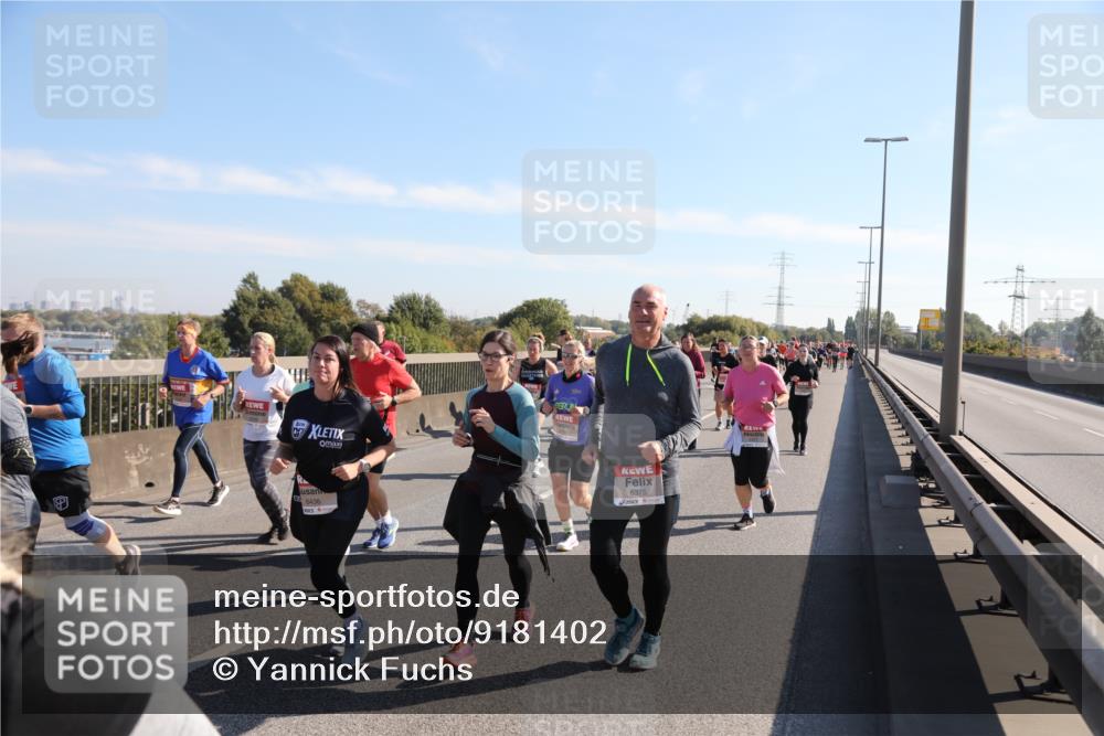 03.10.2025 - Köhlbrandbrückenlauf Yannick Fuchs http://msf.ph/oto/9181402 03.10.2025 11:22:57 Position 3 6436, 6375 meine-sportfotos.de