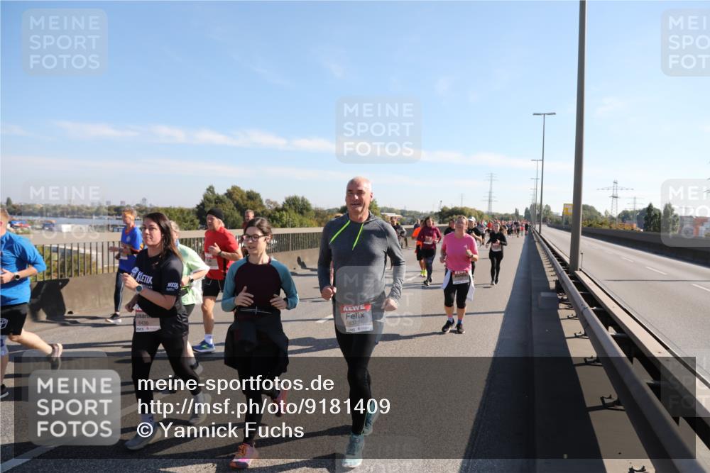 03.10.2025 - Köhlbrandbrückenlauf Yannick Fuchs http://msf.ph/oto/9181409 03.10.2025 11:22:57 Position 3 6436, 6375 meine-sportfotos.de