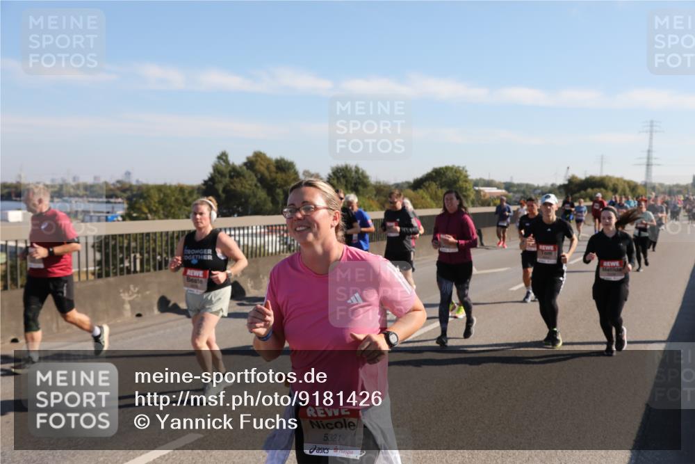 03.10.2025 - Köhlbrandbrückenlauf Yannick Fuchs http://msf.ph/oto/9181426 03.10.2025 11:22:59 Position 3 5321 meine-sportfotos.de