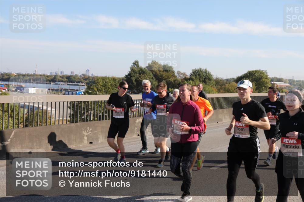 03.10.2025 - Köhlbrandbrückenlauf Yannick Fuchs http://msf.ph/oto/9181440 03.10.2025 11:23:00 Position 3 6346, 4645, 5339 meine-sportfotos.de