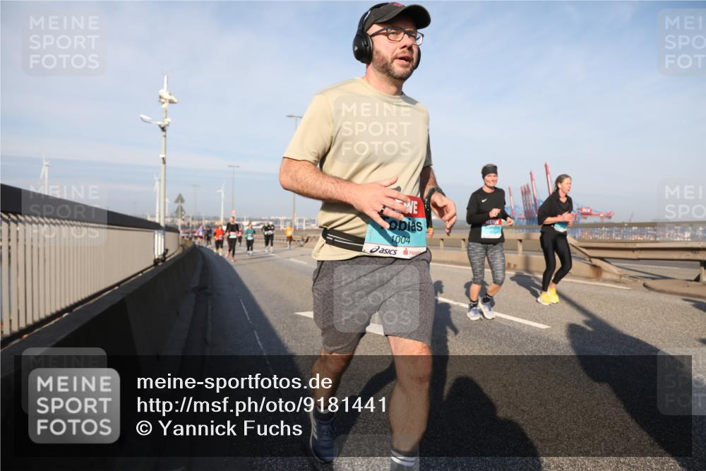 03.10.2025 - Köhlbrandbrückenlauf Yannick Fuchs http://msf.ph/oto/9181441 03.10.2025 08:56:55 Position 2 1004 meine-sportfotos.de