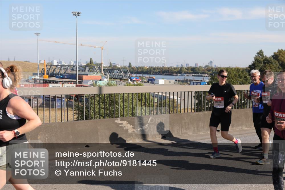 03.10.2025 - Köhlbrandbrückenlauf Yannick Fuchs http://msf.ph/oto/9181445 03.10.2025 11:23:00 Position 3 6346, 6300 meine-sportfotos.de
