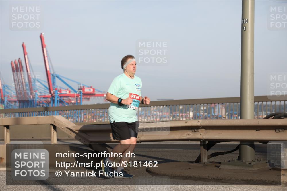 03.10.2025 - Köhlbrandbrückenlauf Yannick Fuchs http://msf.ph/oto/9181462 03.10.2025 08:56:59 Position 2 3614, 118 meine-sportfotos.de