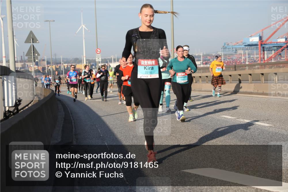 03.10.2025 - Köhlbrandbrückenlauf Yannick Fuchs http://msf.ph/oto/9181465 03.10.2025 08:57:00 Position 2 2216, 1872 meine-sportfotos.de