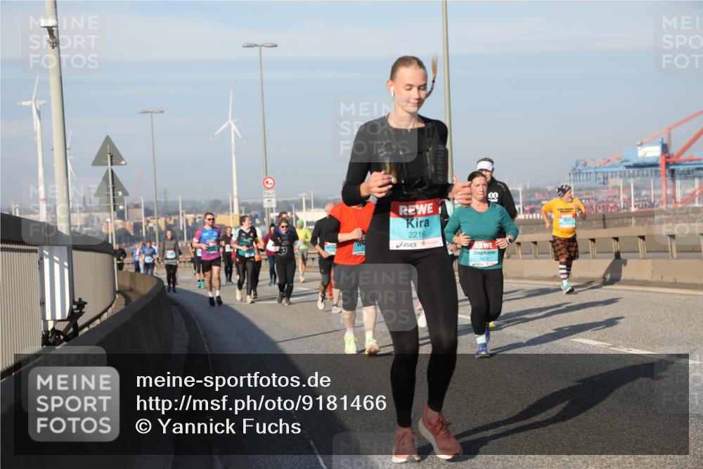 03.10.2025 - Köhlbrandbrückenlauf Yannick Fuchs http://msf.ph/oto/9181466 03.10.2025 08:57:00 Position 2 2216, 1872 meine-sportfotos.de