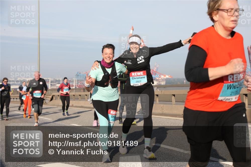 03.10.2025 - Köhlbrandbrückenlauf Yannick Fuchs http://msf.ph/oto/9181489 03.10.2025 08:57:04 Position 2 217, 2922, 2135 meine-sportfotos.de