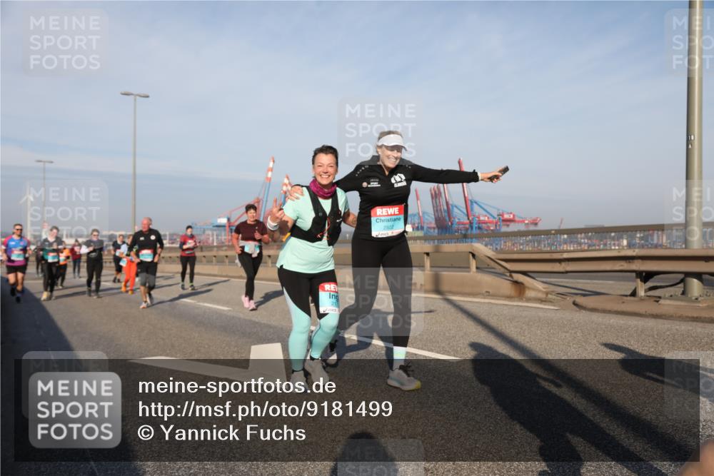 03.10.2025 - Köhlbrandbrückenlauf Yannick Fuchs http://msf.ph/oto/9181499 03.10.2025 08:57:05 Position 2 217, 2922, 18 meine-sportfotos.de