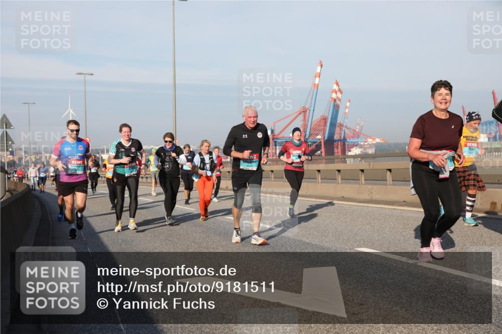 03.10.2025 - Köhlbrandbrückenlauf Yannick Fuchs http://msf.ph/oto/9181511 03.10.2025 08:57:07 Position 2 3129 meine-sportfotos.de