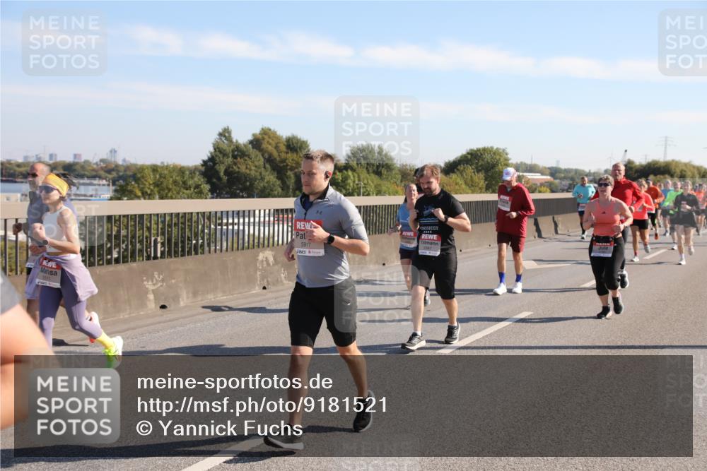 03.10.2025 - Köhlbrandbrückenlauf Yannick Fuchs http://msf.ph/oto/9181521 03.10.2025 11:23:07 Position 3 5111, 5917 meine-sportfotos.de