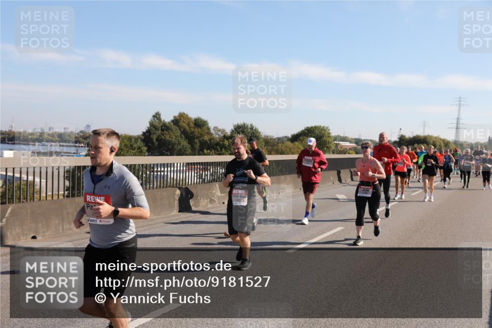 03.10.2025 - Köhlbrandbrückenlauf Yannick Fuchs http://msf.ph/oto/9181527 03.10.2025 11:23:08 Position 3 2025, 5387 meine-sportfotos.de