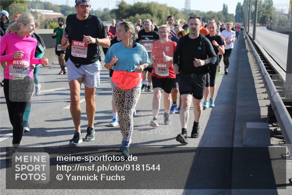 03.10.2025 - Köhlbrandbrückenlauf Yannick Fuchs http://msf.ph/oto/9181544 03.10.2025 11:23:19 Position 3 5161, 5151, 5334 meine-sportfotos.de