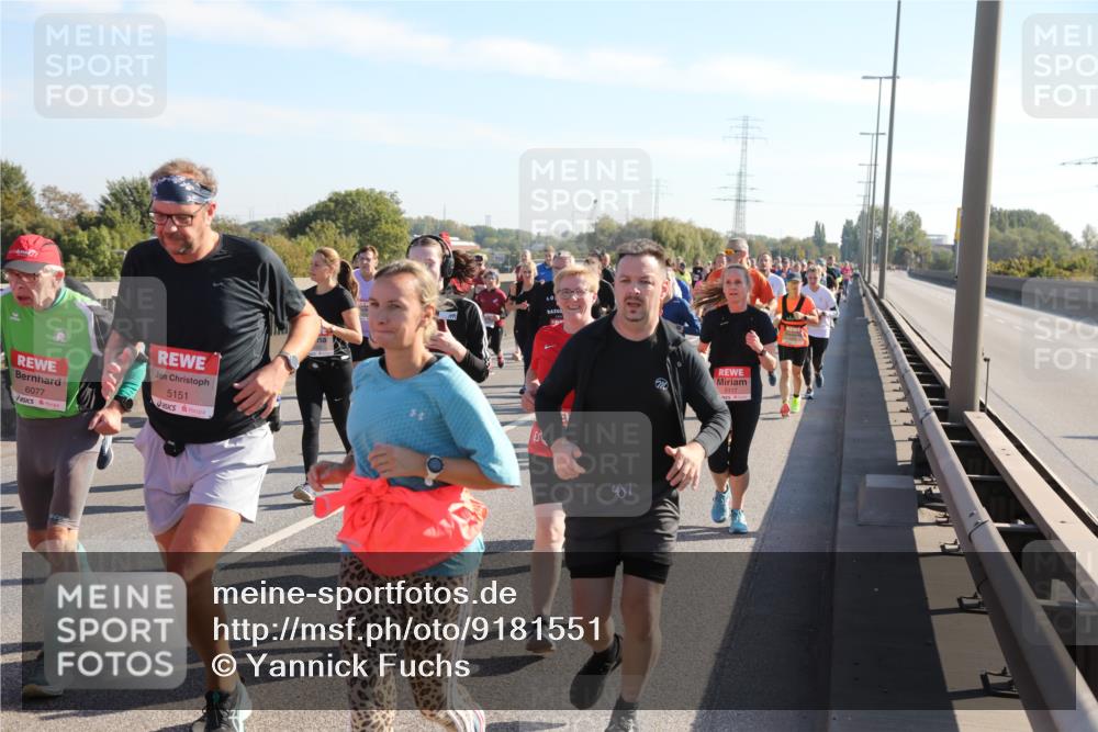 03.10.2025 - Köhlbrandbrückenlauf Yannick Fuchs http://msf.ph/oto/9181551 03.10.2025 11:23:21 Position 3 6077, 5151 meine-sportfotos.de