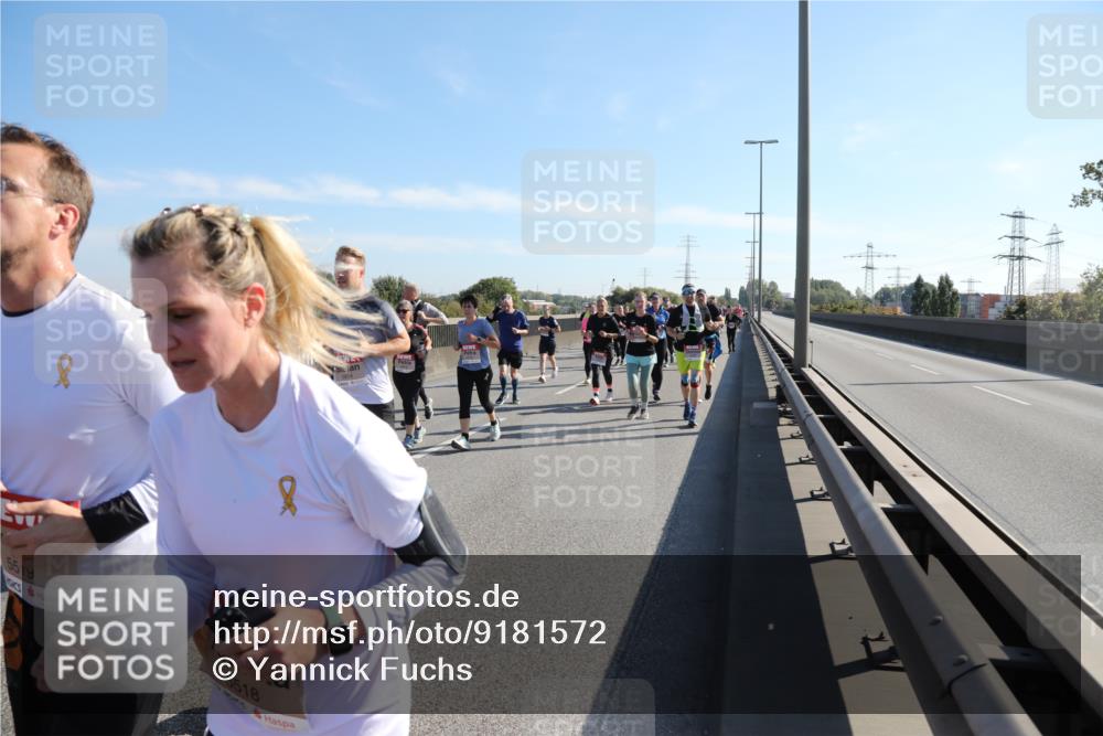 03.10.2025 - Köhlbrandbrückenlauf Yannick Fuchs http://msf.ph/oto/9181572 03.10.2025 11:23:28 Position 3 5519, 5518 meine-sportfotos.de