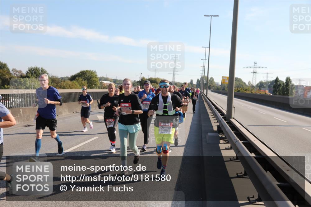 03.10.2025 - Köhlbrandbrückenlauf Yannick Fuchs http://msf.ph/oto/9181580 03.10.2025 11:23:29 Position 3 4245 meine-sportfotos.de