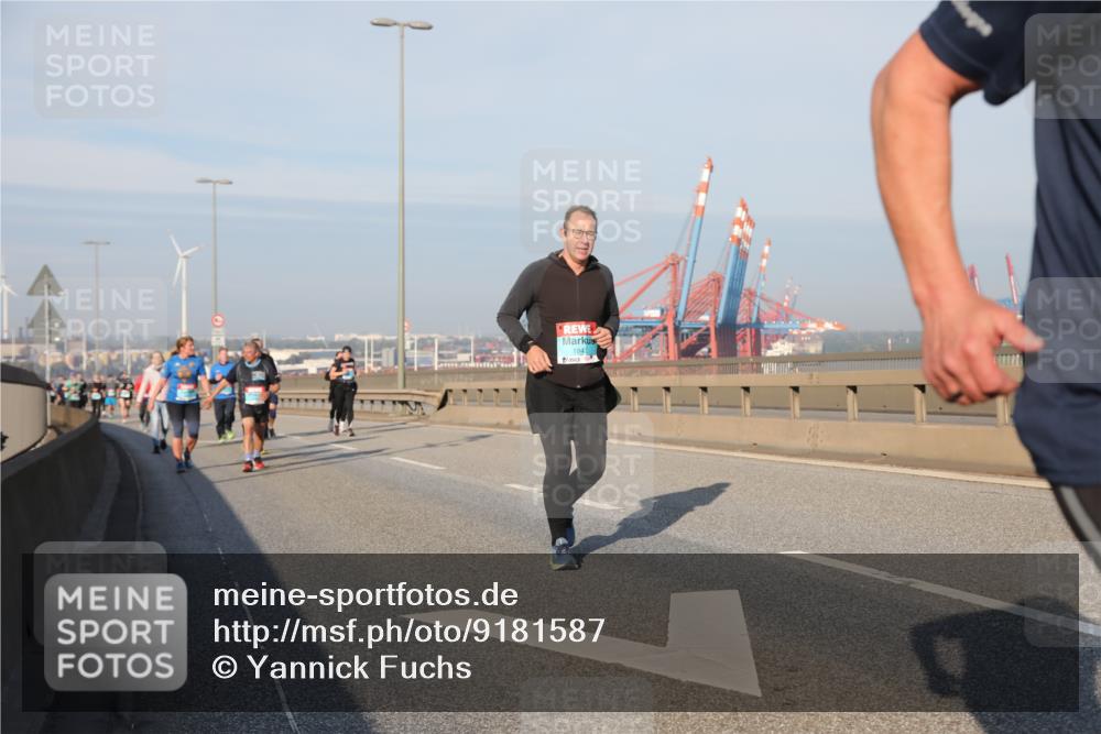 03.10.2025 - Köhlbrandbrückenlauf Yannick Fuchs http://msf.ph/oto/9181587 03.10.2025 08:57:19 Position 2 1943 meine-sportfotos.de