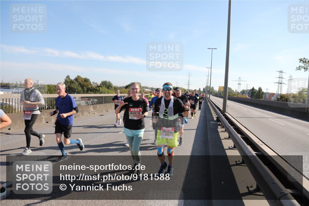 03.10.2025 - Köhlbrandbrückenlauf Yannick Fuchs http://msf.ph/oto/9181588 03.10.2025 11:23:30 Position 3 561, 4245 meine-sportfotos.de