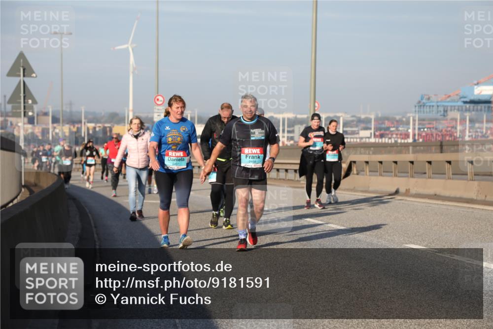 03.10.2025 - Köhlbrandbrückenlauf Yannick Fuchs http://msf.ph/oto/9181591 03.10.2025 08:57:22 Position 2 2024, 2497, 2498 meine-sportfotos.de