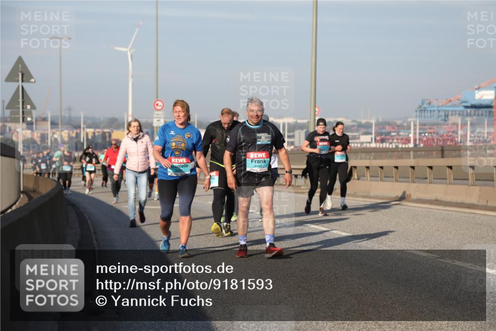 03.10.2025 - Köhlbrandbrückenlauf Yannick Fuchs http://msf.ph/oto/9181593 03.10.2025 08:57:22 Position 2 2024, 2498 meine-sportfotos.de