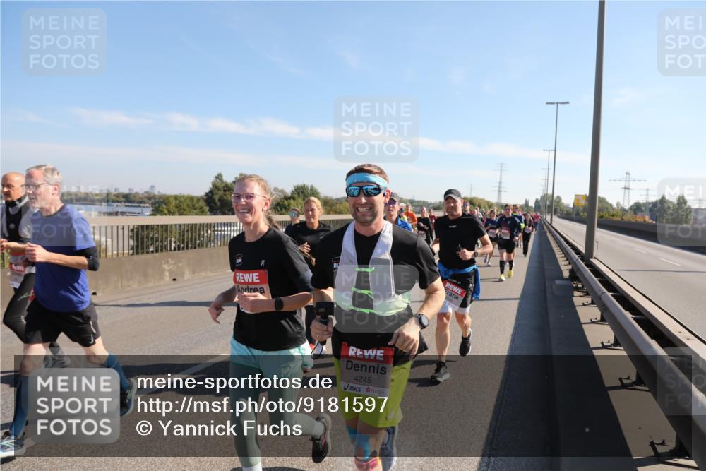 03.10.2025 - Köhlbrandbrückenlauf Yannick Fuchs http://msf.ph/oto/9181597 03.10.2025 11:23:31 Position 3 4245 meine-sportfotos.de