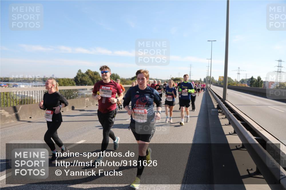 03.10.2025 - Köhlbrandbrückenlauf Yannick Fuchs http://msf.ph/oto/9181626 03.10.2025 11:23:34 Position 3 4827, 5135 meine-sportfotos.de