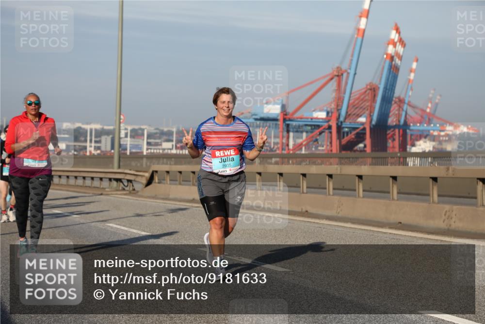 03.10.2025 - Köhlbrandbrückenlauf Yannick Fuchs http://msf.ph/oto/9181633 03.10.2025 08:57:33 Position 2 2935 meine-sportfotos.de