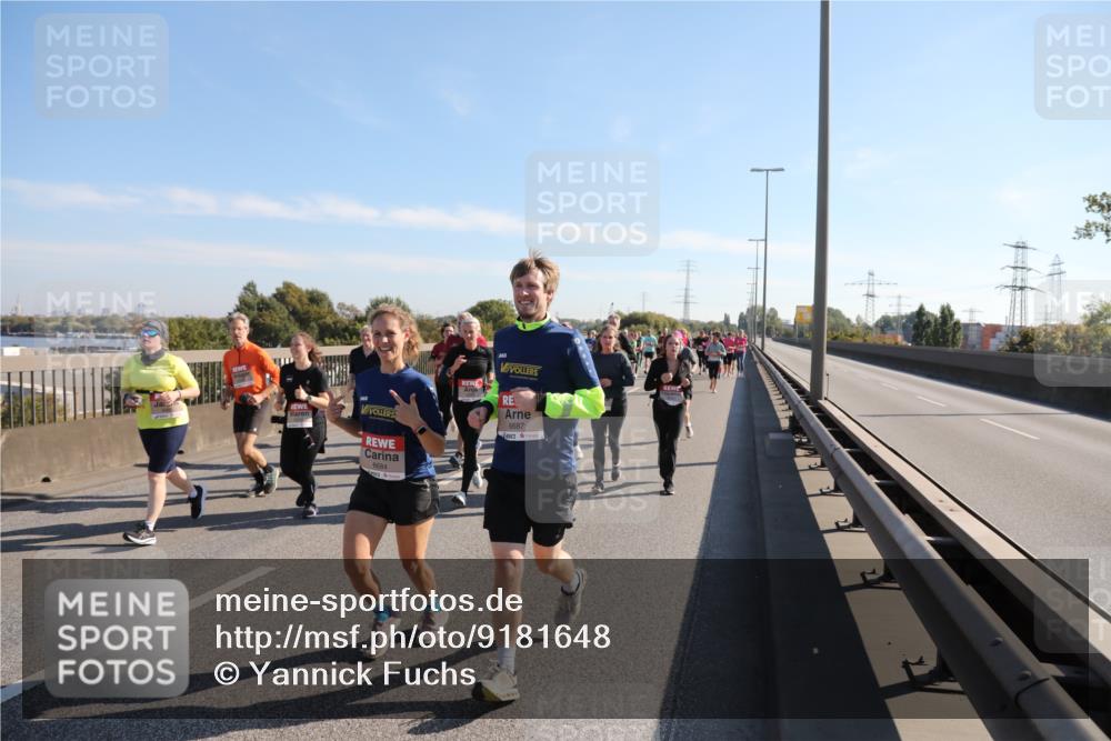 03.10.2025 - Köhlbrandbrückenlauf Yannick Fuchs http://msf.ph/oto/9181648 03.10.2025 11:23:35 Position 3 6684, 6687 meine-sportfotos.de