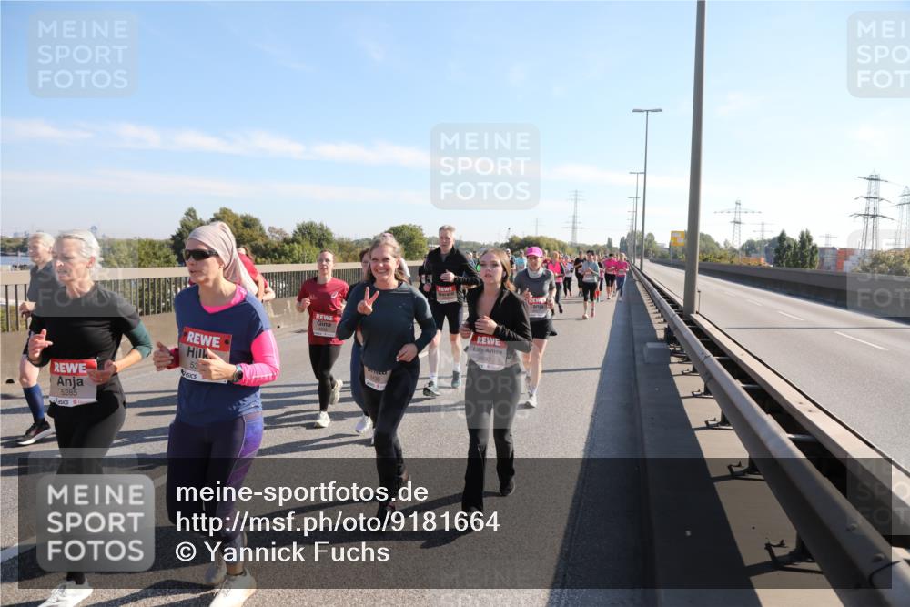 03.10.2025 - Köhlbrandbrückenlauf Yannick Fuchs http://msf.ph/oto/9181664 03.10.2025 11:23:37 Position 3 5285, 53, 5439, 4697 meine-sportfotos.de