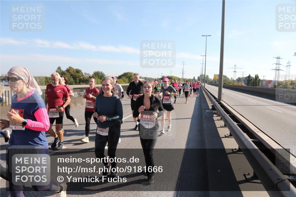 03.10.2025 - Köhlbrandbrückenlauf Yannick Fuchs http://msf.ph/oto/9181666 03.10.2025 11:23:37 Position 3 5300, 4789, 5439, 4697 meine-sportfotos.de