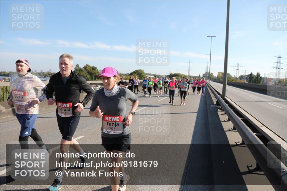 03.10.2025 - Köhlbrandbrückenlauf Yannick Fuchs http://msf.ph/oto/9181679 03.10.2025 11:23:39 Position 3 4416, 4415, 6027 meine-sportfotos.de