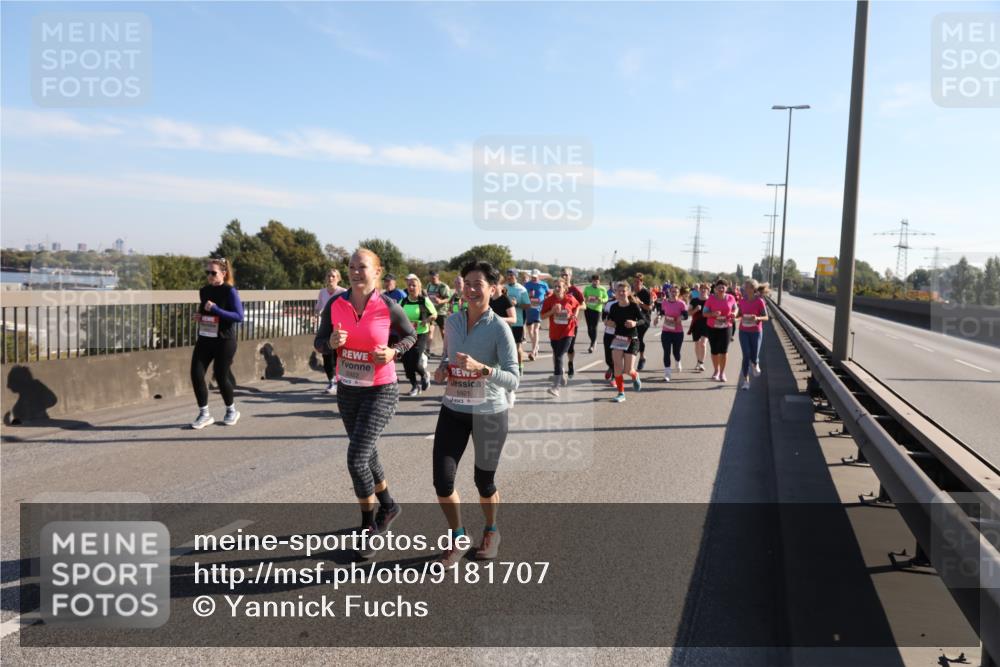 03.10.2025 - Köhlbrandbrückenlauf Yannick Fuchs http://msf.ph/oto/9181707 03.10.2025 11:23:42 Position 3 5922, 5921 meine-sportfotos.de