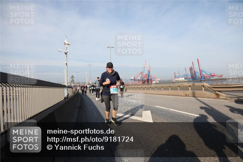 03.10.2025 - Köhlbrandbrückenlauf Yannick Fuchs http://msf.ph/oto/9181724 03.10.2025 08:57:47 Position 2  meine-sportfotos.de
