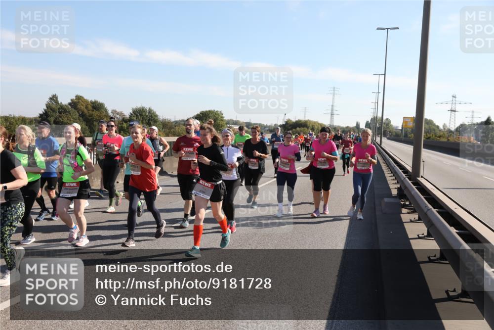 03.10.2025 - Köhlbrandbrückenlauf Yannick Fuchs http://msf.ph/oto/9181728 03.10.2025 11:23:44 Position 3 6412, 6794 meine-sportfotos.de