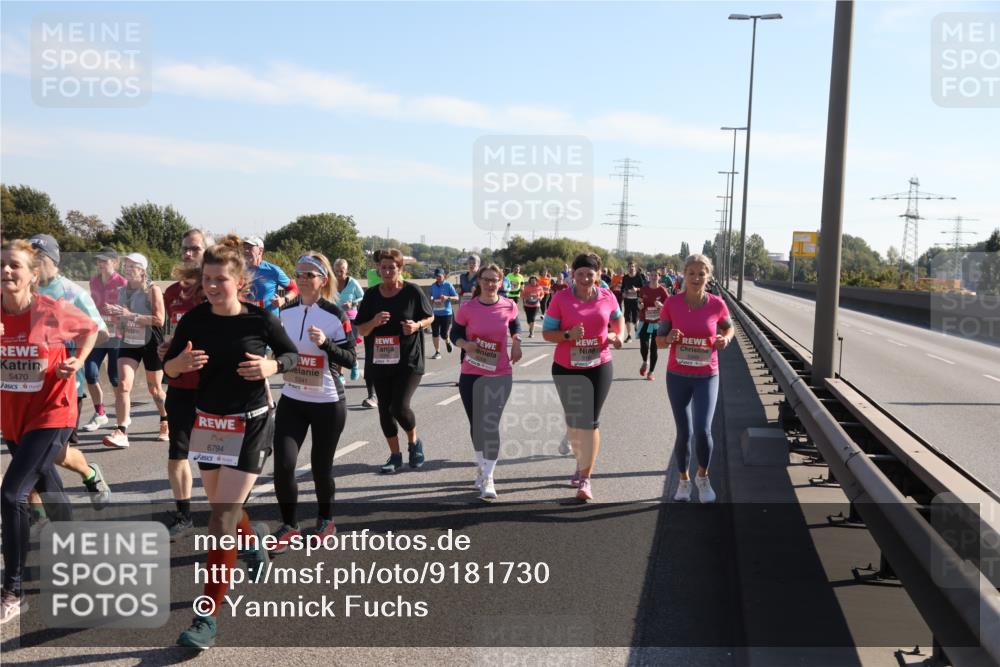 03.10.2025 - Köhlbrandbrückenlauf Yannick Fuchs http://msf.ph/oto/9181730 03.10.2025 11:23:44 Position 3 5470, 6794, 5341 meine-sportfotos.de