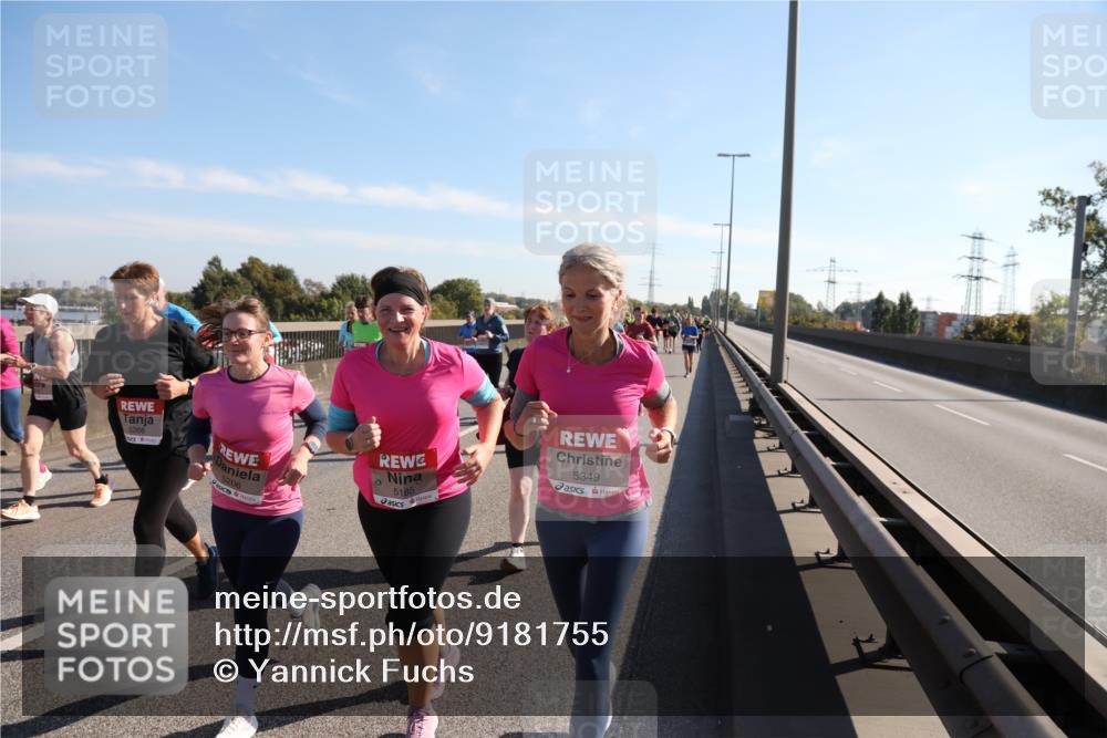 03.10.2025 - Köhlbrandbrückenlauf Yannick Fuchs http://msf.ph/oto/9181755 03.10.2025 11:23:46 Position 3 5266, 5206, 5185, 5349 meine-sportfotos.de