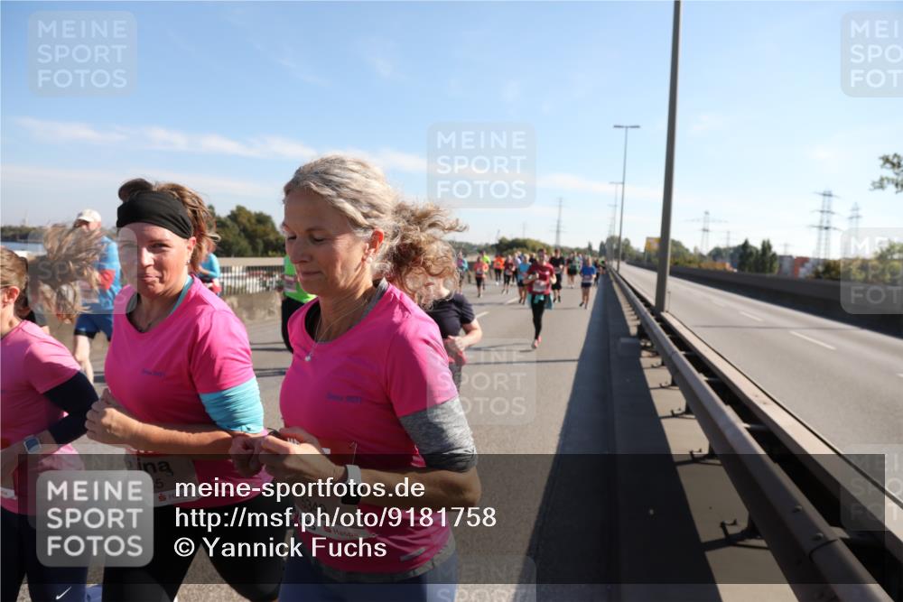 03.10.2025 - Köhlbrandbrückenlauf Yannick Fuchs http://msf.ph/oto/9181758 03.10.2025 11:23:47 Position 3 2021, 2021, 85, 5349 meine-sportfotos.de